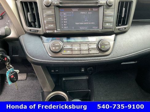 Used 2014 Toyota RAV4 XLE AWD/4WD image 33
