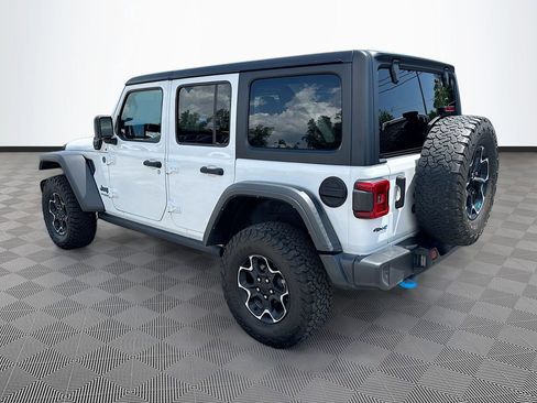 Used 2022 Jeep Wrangler Unlimited Rubicon 4xe w/ Cold Weather Group AWD/4WD image 8