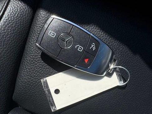 Used 2023 Mercedes-Benz GLA 250 image 28
