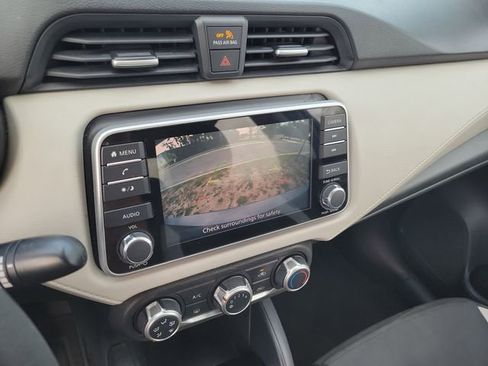 Used 2021 Nissan Versa SV image 21