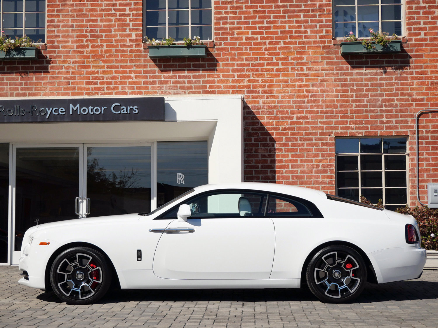Certified 2021 Rolls-Royce Wraith w/ Rolls-Royce Signature Package RWD image 3