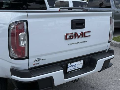 Used 2022 GMC Canyon Elevation Standard w/ Convenience Package RWD image 10