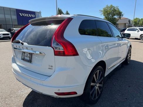 Used 2017 Volvo XC60 T6 Inscription w/ Climate Package AWD/4WD image 7