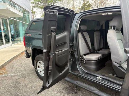 Used 2016 Chevrolet Colorado W/T w/ WT Convenience Package image 23