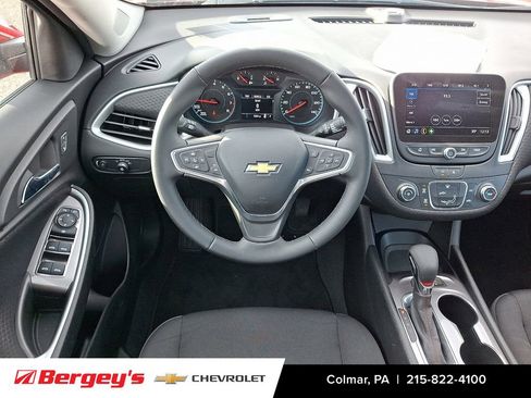 Certified 2023 Chevrolet Malibu RS w/ Driver Confidence Package image 13