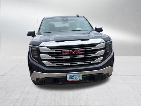 Used 2023 GMC Sierra 1500 SLE AWD/4WD image 2