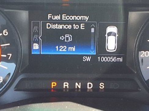 Used 2017 Ford Explorer XLT AWD/4WD image 12