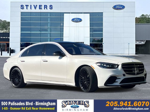 Used 2022 Mercedes-Benz S 580 4MATIC Sedan w/ AMG Line Package image 1