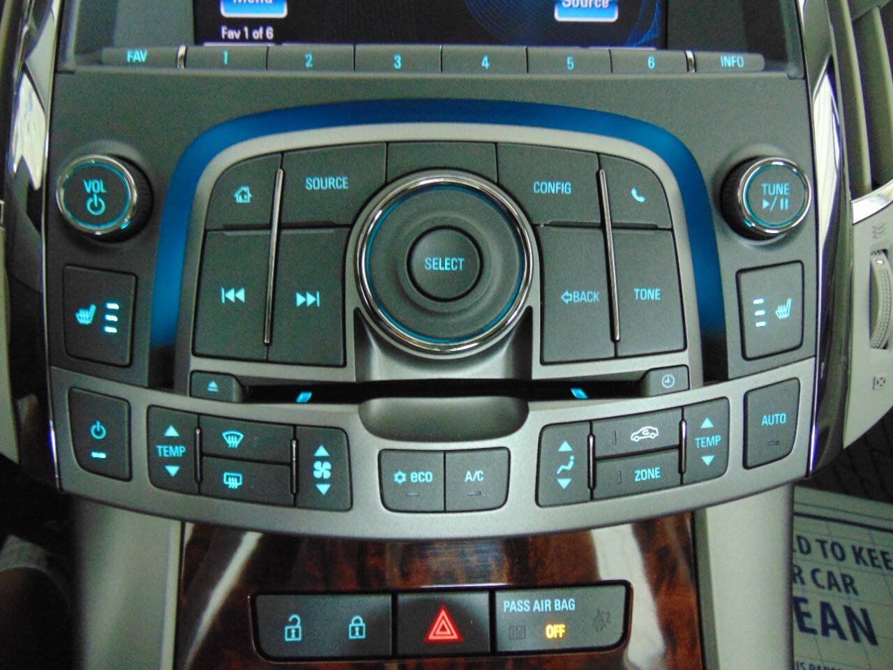 Used 2013 Buick LaCrosse Leather FWD image 17