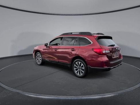 Used 2017 Subaru Outback 2.5i Limited image 6