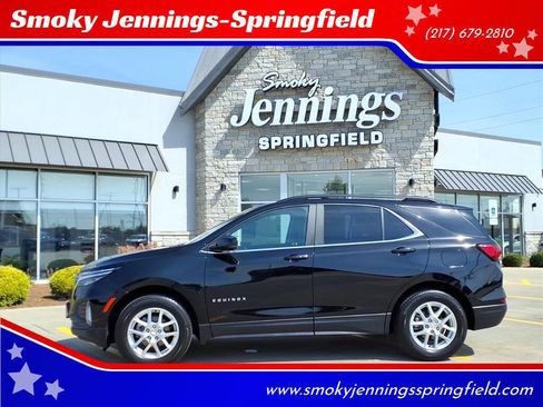 Used 2022 Chevrolet Equinox LT image 1