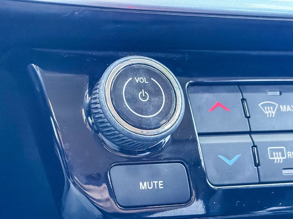 Used 2022 Jeep Compass Latitude AWD/4WD image 28