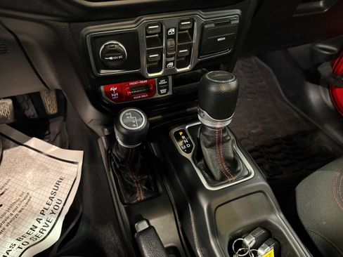 Used 2020 Jeep Gladiator Rubicon AWD/4WD image 48