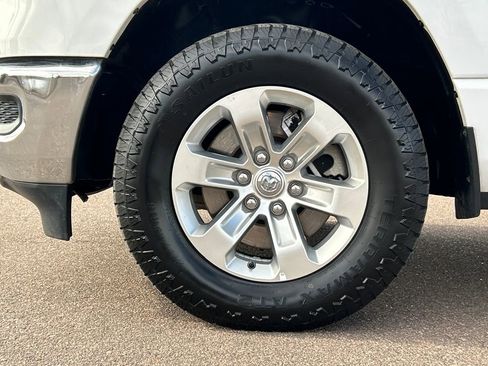 Used 2024 RAM 1500 Laramie image 22