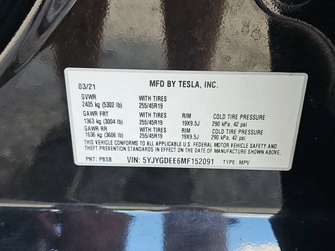 Used 2021 Tesla Model Y Long Range AWD/4WD image 43
