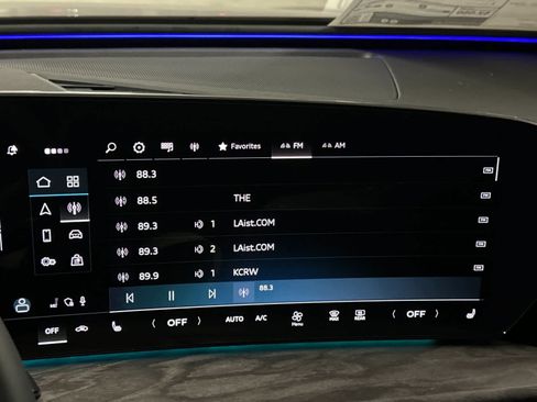 New 2025 Audi Q5 Premium Plus AWD/4WD image 18