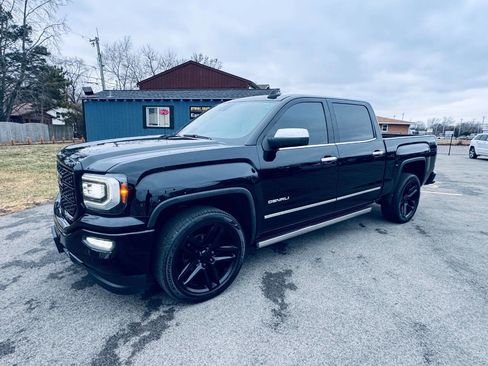 Used 2017 GMC Sierra 1500 Denali w/ Denali Ultimate Package image 8