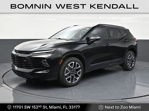 Used 2023 Chevrolet Blazer RS w/ Enhanced Convenience Package FWD image 1