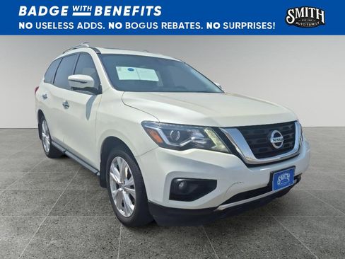 Used 2018 Nissan Pathfinder SL w/ SL Premium Package FWD image 1