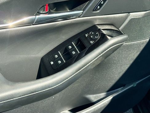 Used 2024 MAZDA CX-30 AWD 2.5 S w/ Preferred Package image 17