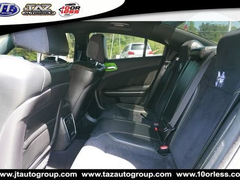 Used 2019 Dodge Charger Scat Pack RWD image 12