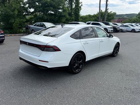 Used 2023 Honda Accord LX image 6