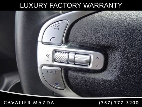 Used 2025 Genesis GV70 2.5T AWD/4WD image 24