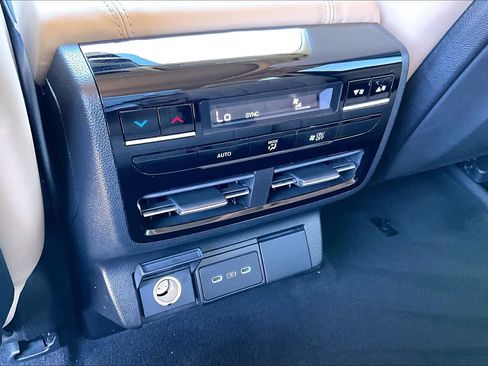 Used 2025 Acura MDX FWD w/ Technology Package image 30