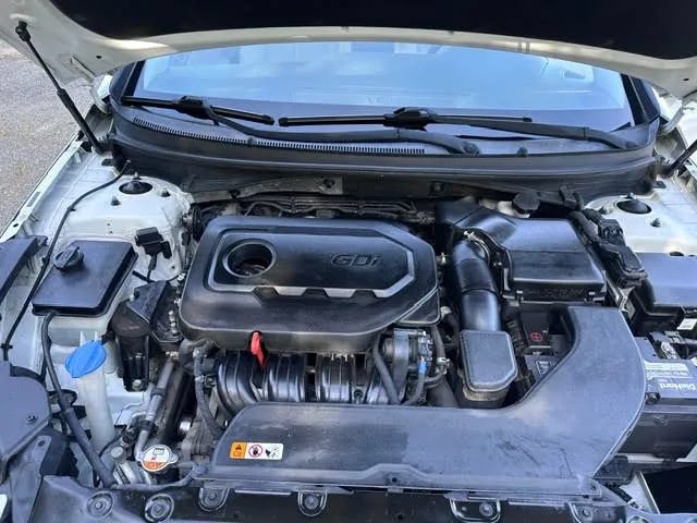 Used 2017 Hyundai Sonata SE FWD image 22