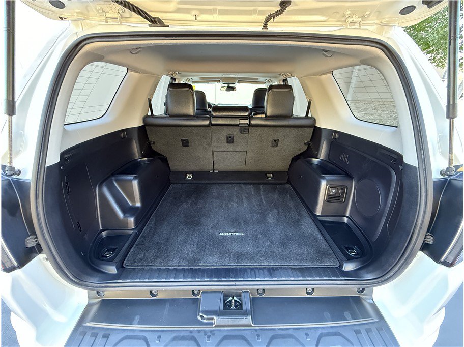 Used 2016 Toyota 4Runner Limited AWD/4WD image 24