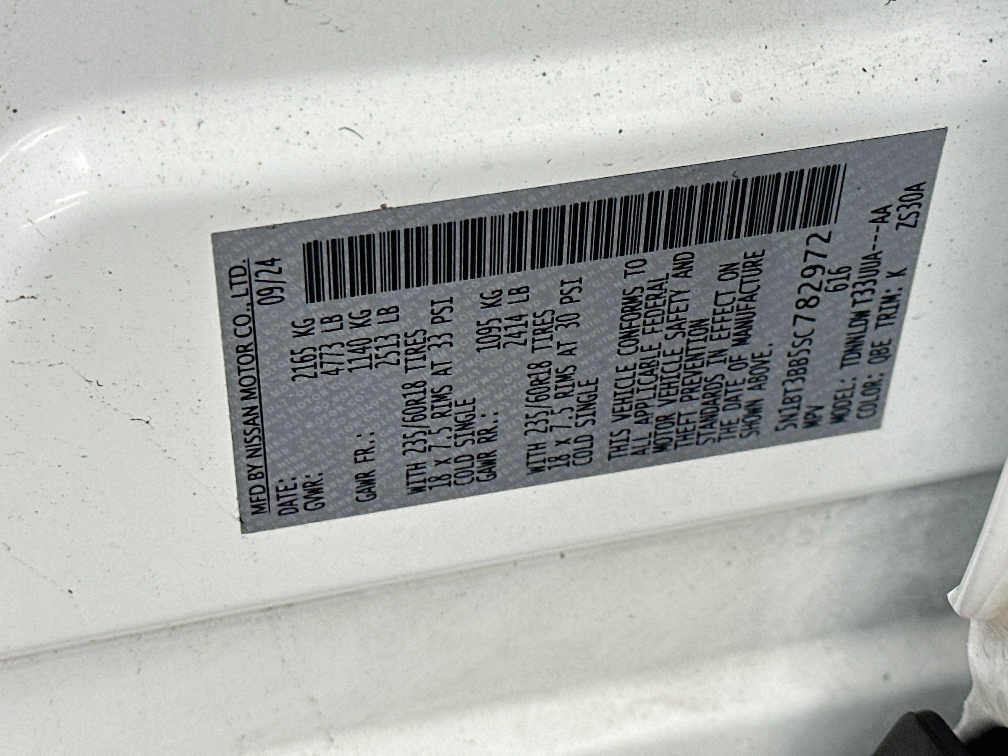 Used 2025 Nissan Rogue SV AWD/4WD image 12