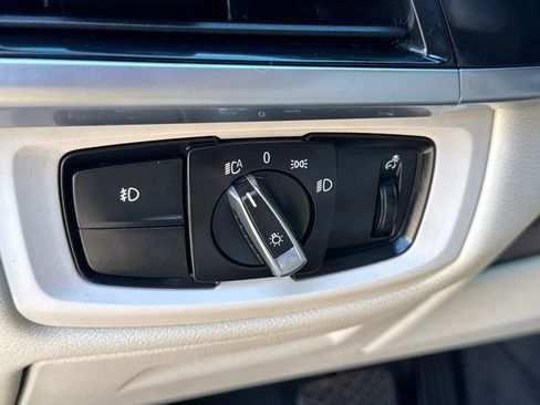 Used 2018 BMW X5 xDrive40e image 28