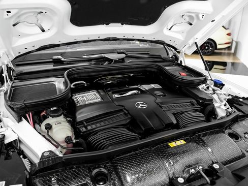 Used 2026 Mercedes-Benz Maybach GLS 600 4MATIC image 57