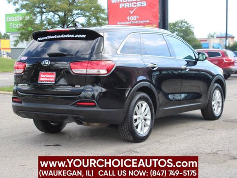Used 2018 Kia Sorento FWD image 5