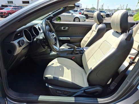 Used 2023 Ford Mustang GT Premium image 14