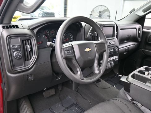 Used 2021 Chevrolet Silverado 1500 Custom image 10