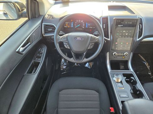 Used 2022 Ford Edge SE w/ Black Appearance Package AWD/4WD image 13