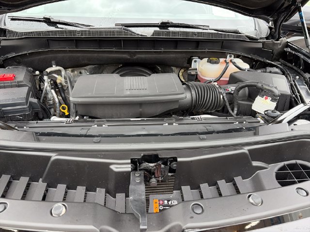 Used 2026 Chevrolet Tahoe LT RWD image 23