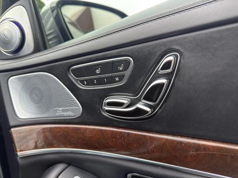 Used 2018 Mercedes-Benz S 560 4MATIC Sedan image 92