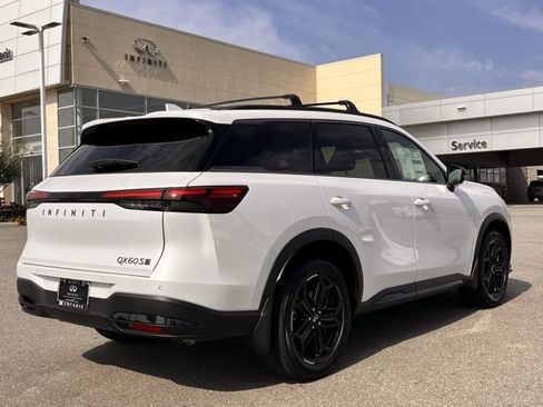 New 2026 INFINITI QX60 Sport image 4