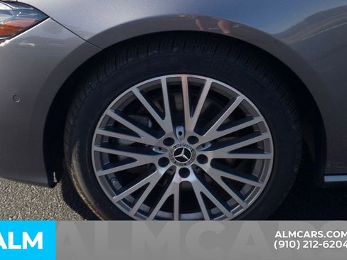 Used 2025 Mercedes-Benz CLA 250 4MATIC image 13