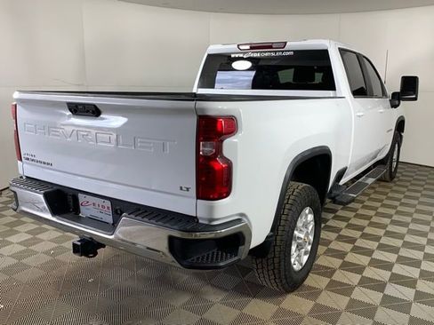 Used 2024 Chevrolet Silverado 2500 LT AWD/4WD image 6