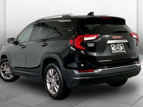 Used 2024 GMC Terrain SLT AWD/4WD image 11