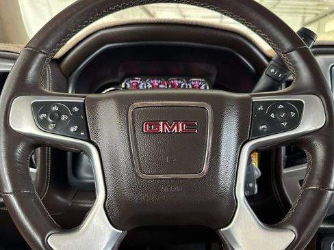 Used 2015 GMC Sierra 1500 SLT w/ SLT Crew Cab Value Package AWD/4WD image 21