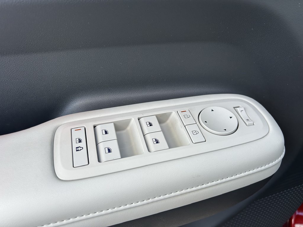 Certified 2024 Hyundai Santa Fe SEL AWD/4WD image 23