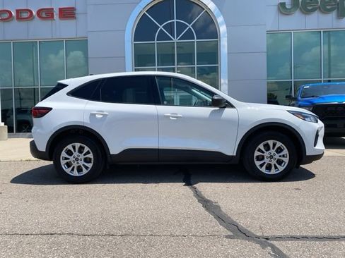 Used 2025 Ford Escape Active FWD image 4