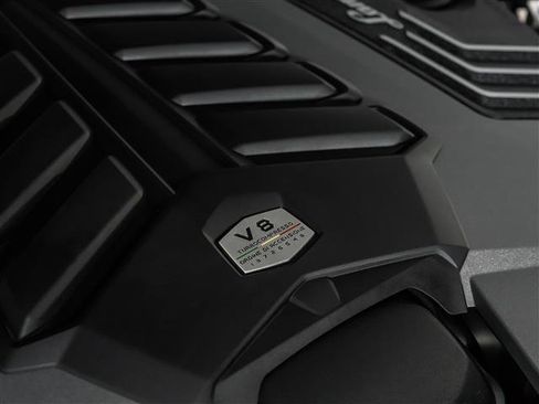 Used 2019 Lamborghini Urus image 12