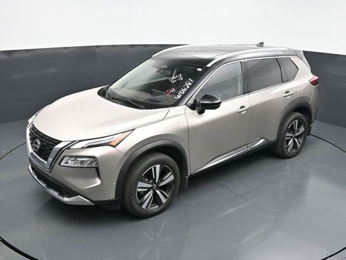 Used 2023 Nissan Rogue Platinum w/ Platinum Premium Package FWD image 21