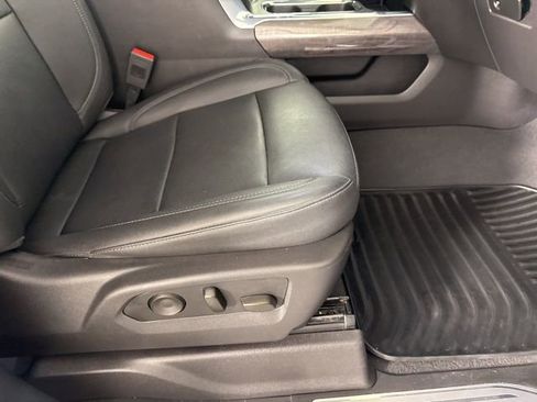 Used 2024 Chevrolet Silverado 1500 LTZ w/ LTZ Premium Package image 16
