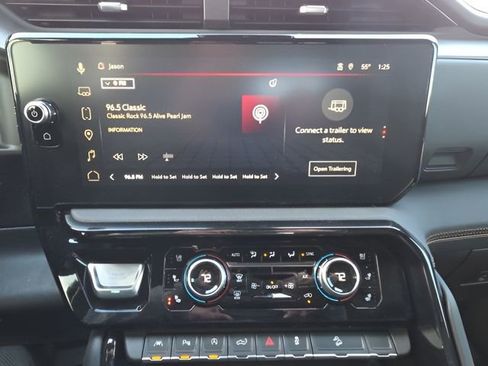 Used 2025 GMC Sierra 1500 AT4 w/ AT4 Premium Package image 34